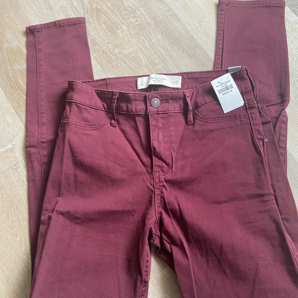 Abercrombie High Rise Super Skinny Burgandy Wine Stretch Pants  Size 0 / 25